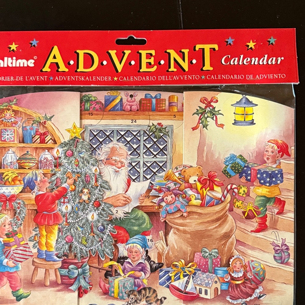 New Vintage Festive Advent Calendar with Santa and Alves  Decorating Tree